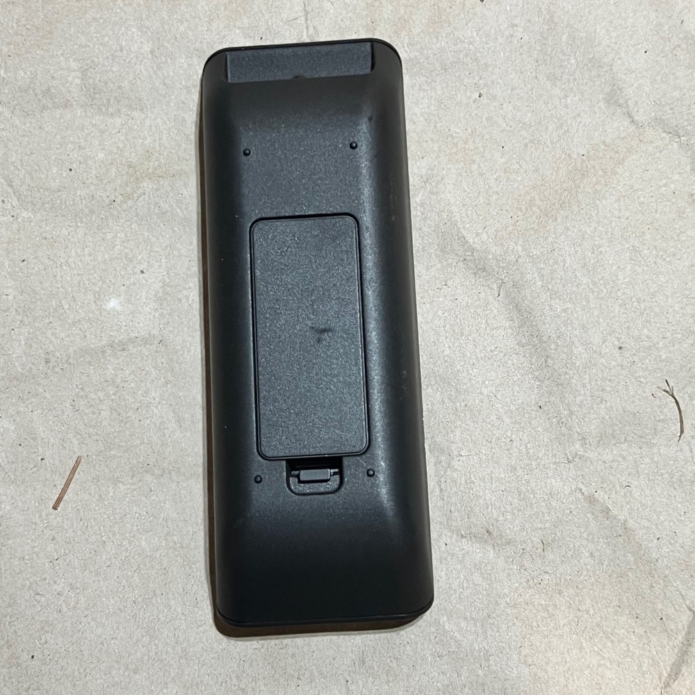 Yamaha DVD-16 Remote Control Black Genuine OEM Replacement USB Zoom Subtitle - Picture 6 of 9